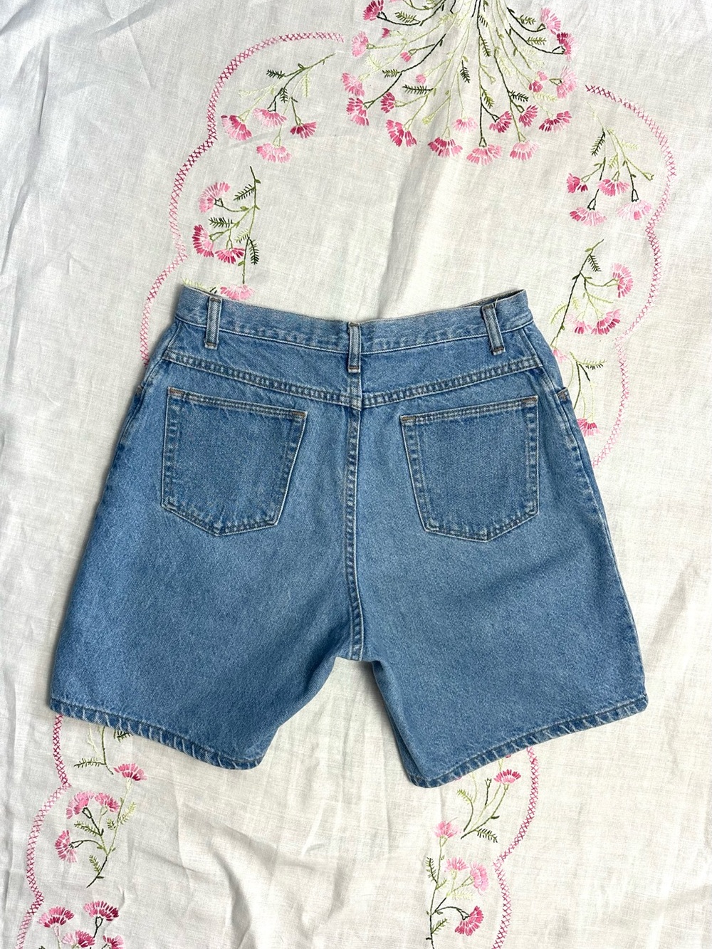 Vintage Wrangler High Rise Denim Shorts Blue Jean Shorts Women’s Medium